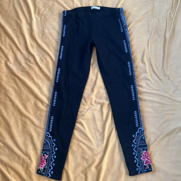 Black leggings Johnny Was embroidery - Picture 3 of 3